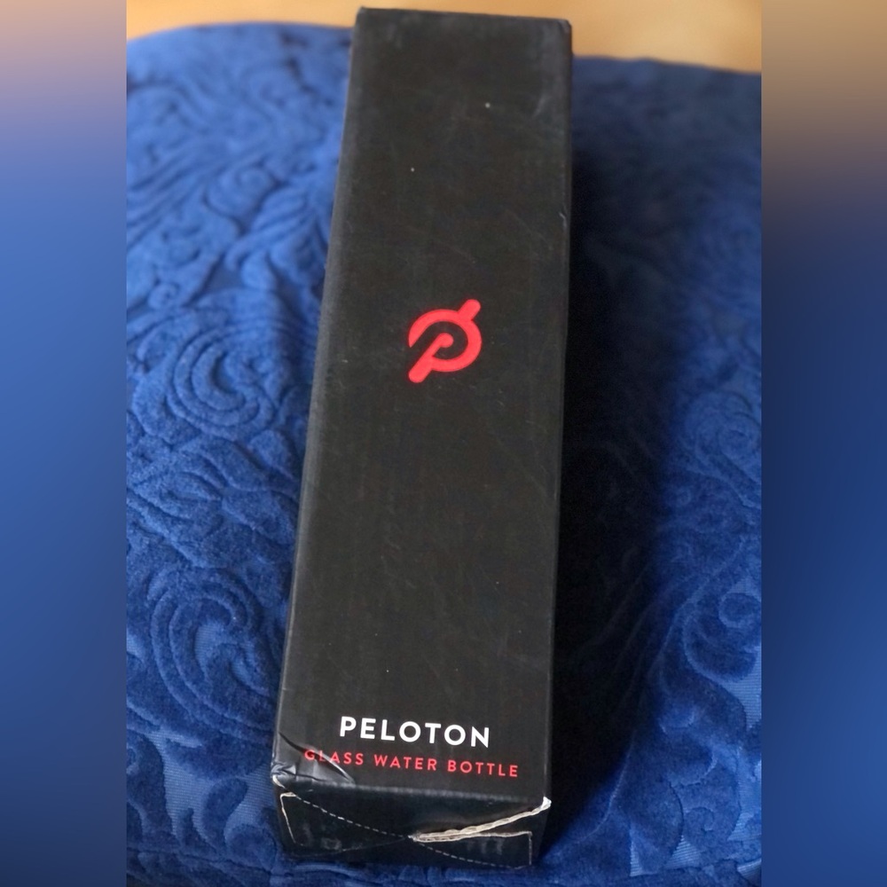 PELOTON Glass Water Bottle